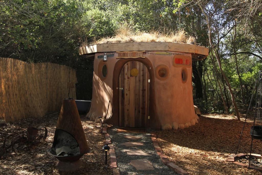 Hobbit Hut Hotell Geyserville Rom bilde